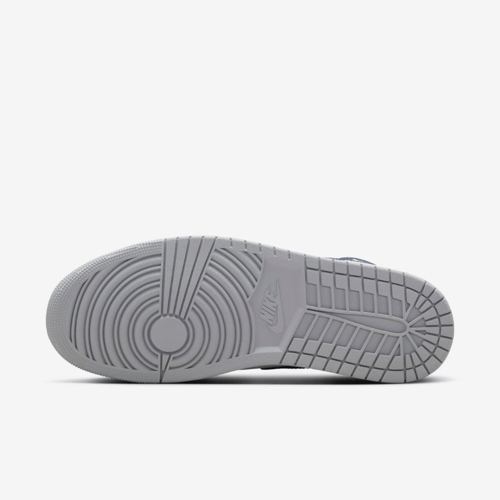 Jordan 1 Mid Gris Loup Bleu Marine Minuit