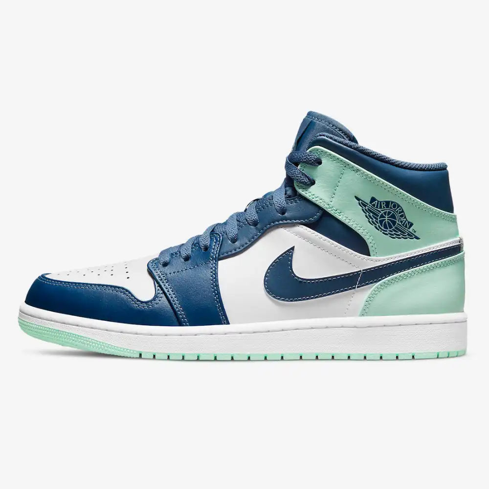 Jordan 1 Mid Bleu Teinté